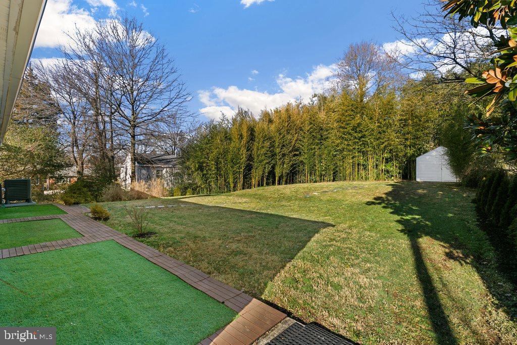 GLENVIEW - Residential