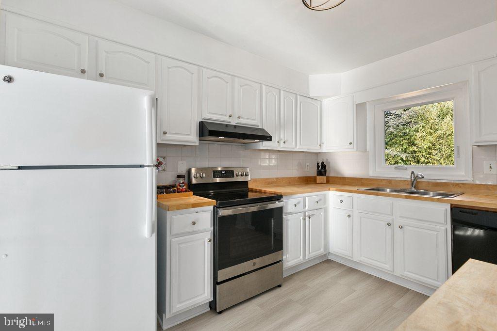 GLENVIEW - Residential