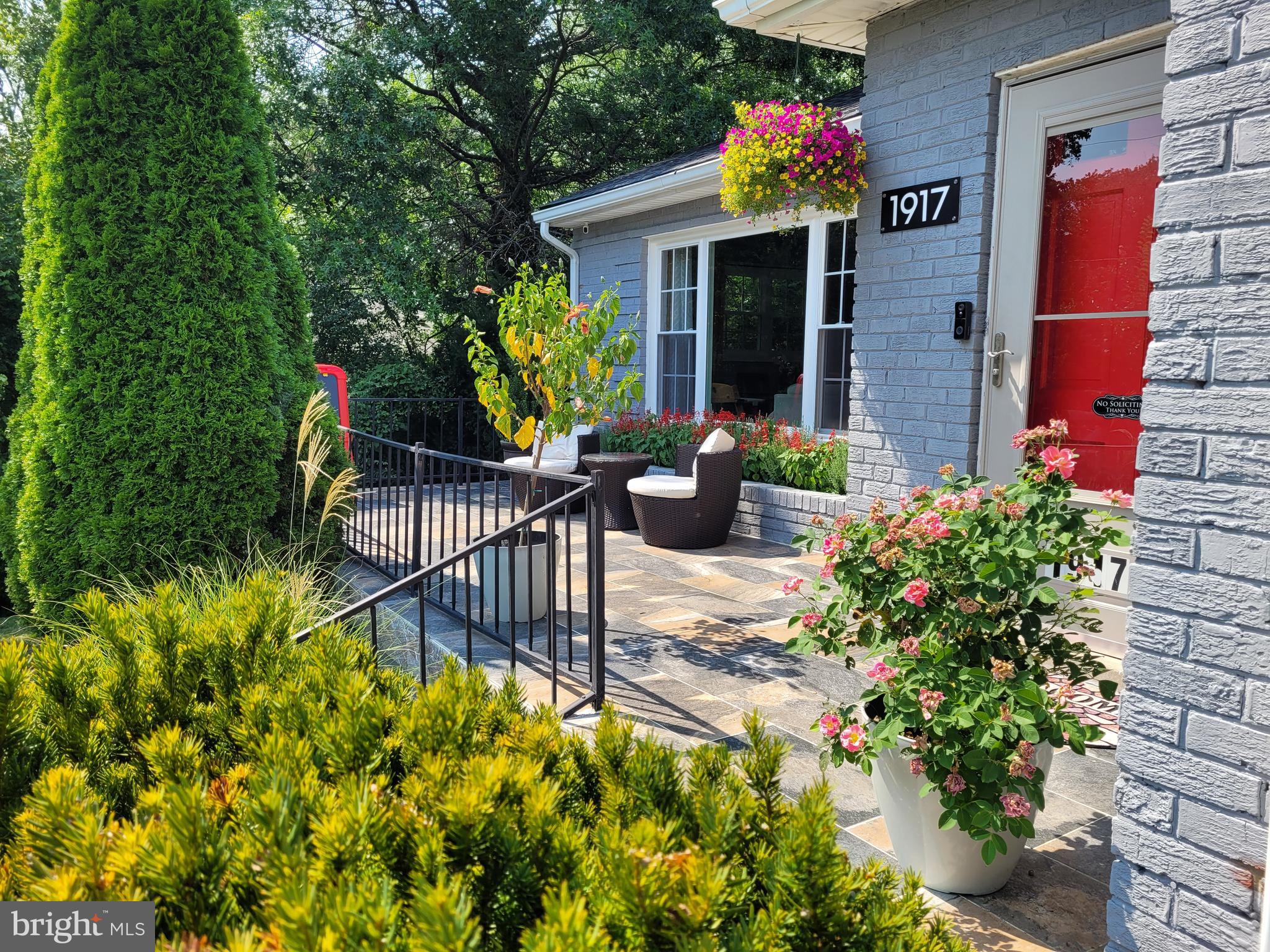 GLENVIEW - Residential