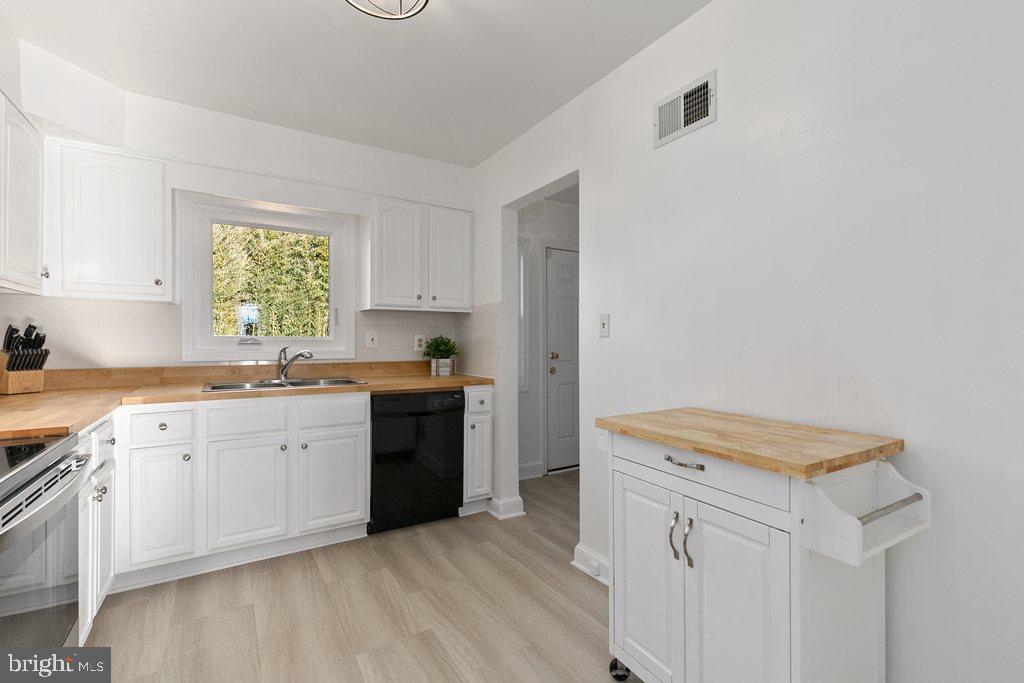 GLENVIEW - Residential