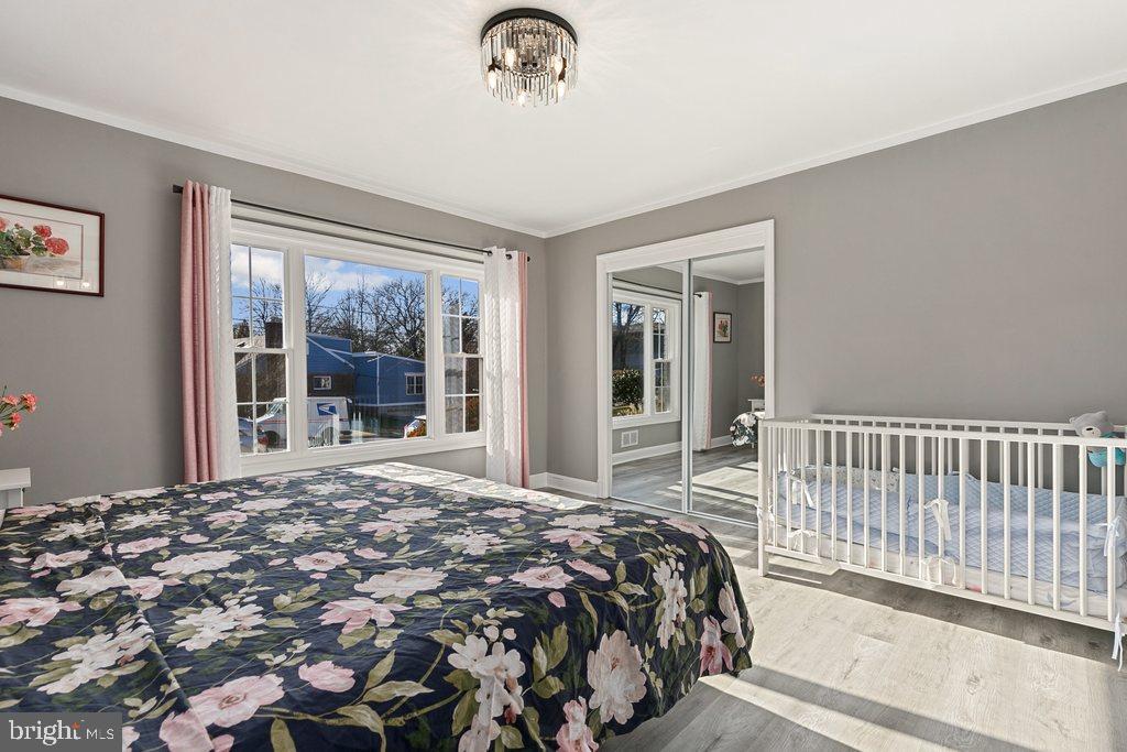 GLENVIEW - Residential