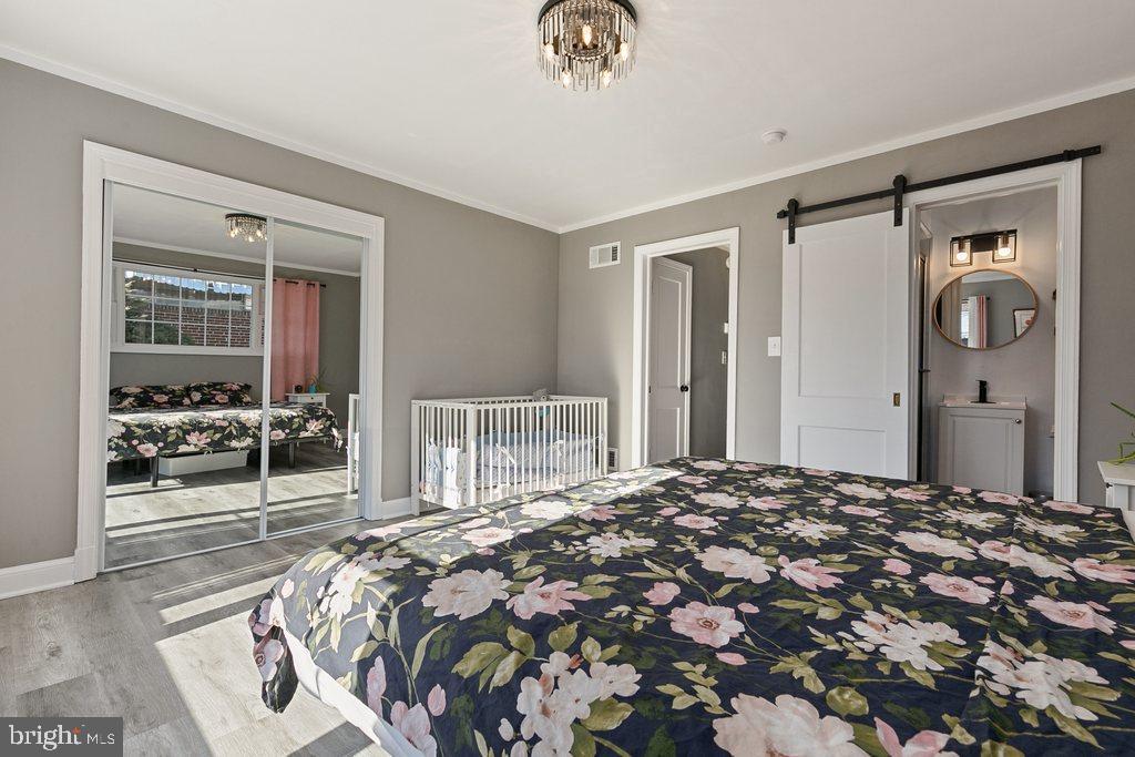 GLENVIEW - Residential