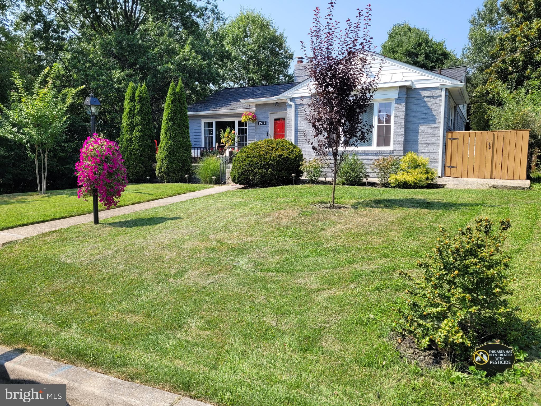 GLENVIEW - Residential