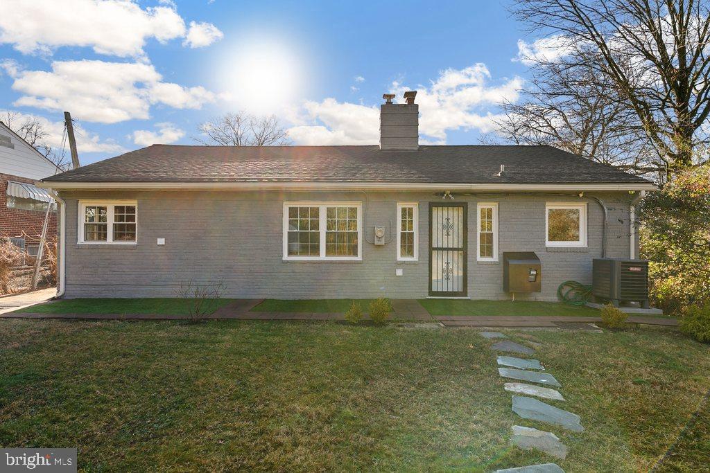 GLENVIEW - Residential