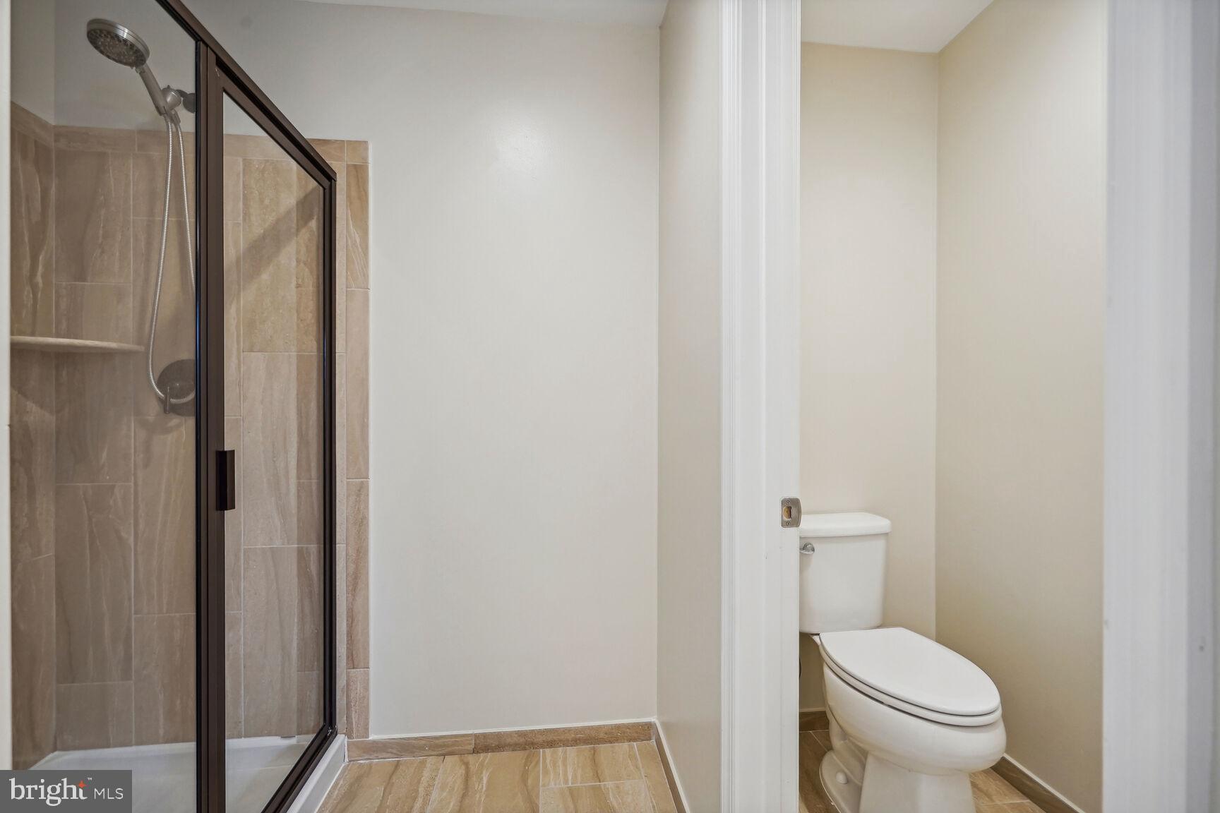 MEADOW BROOK FARM - Residential