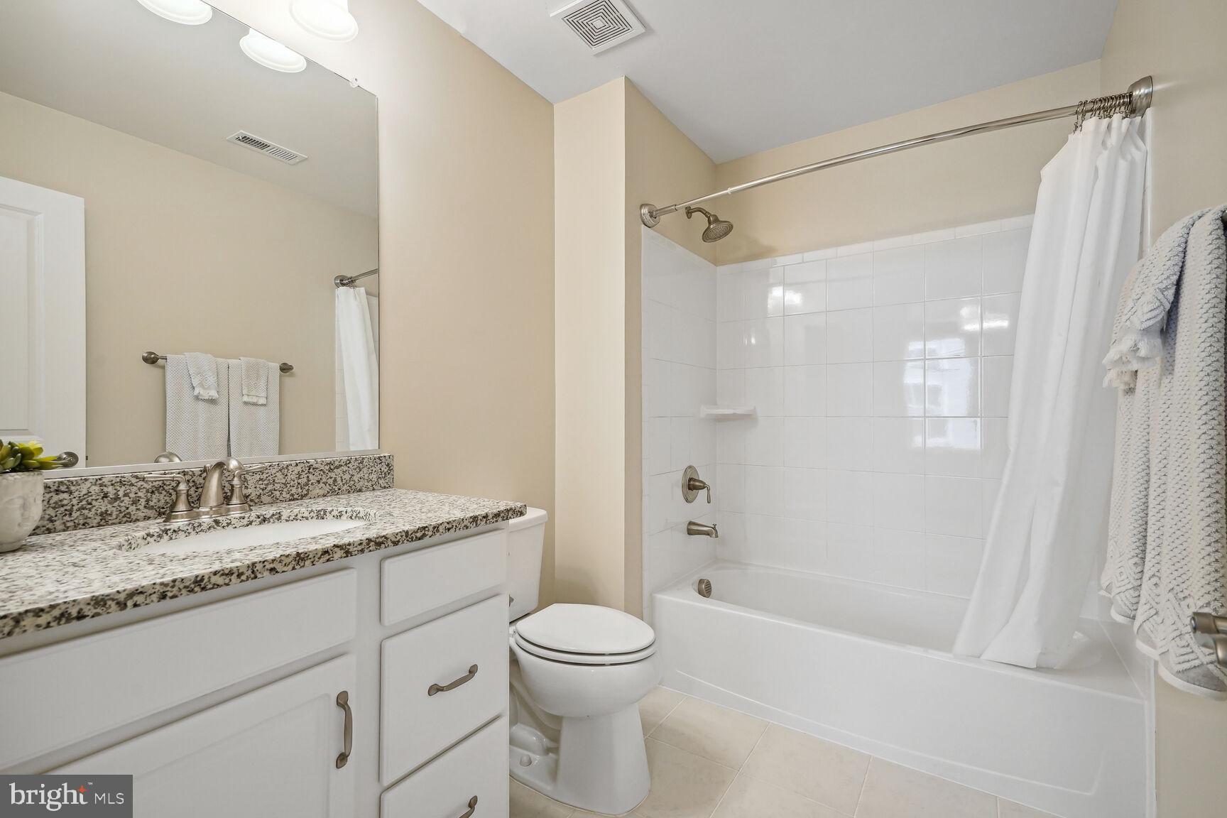 MEADOW BROOK FARM - Residential