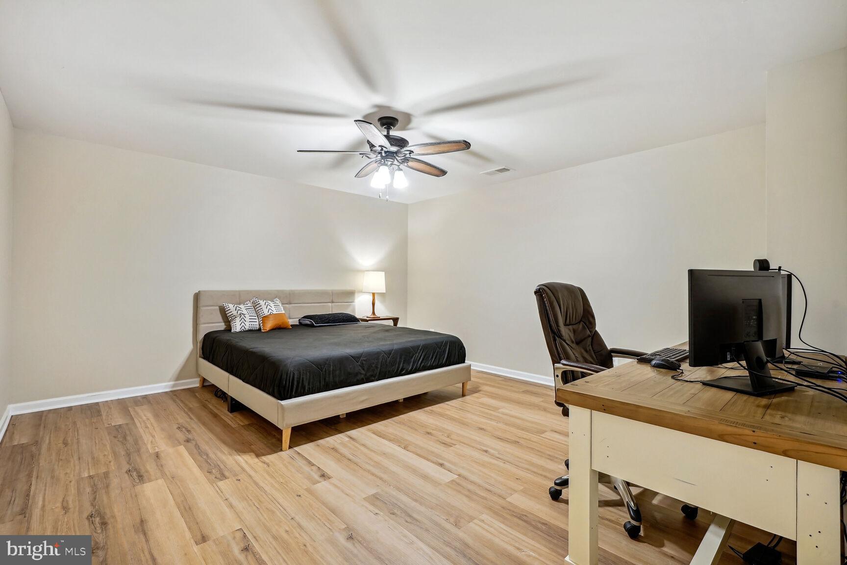 MEADOW BROOK FARM - Residential