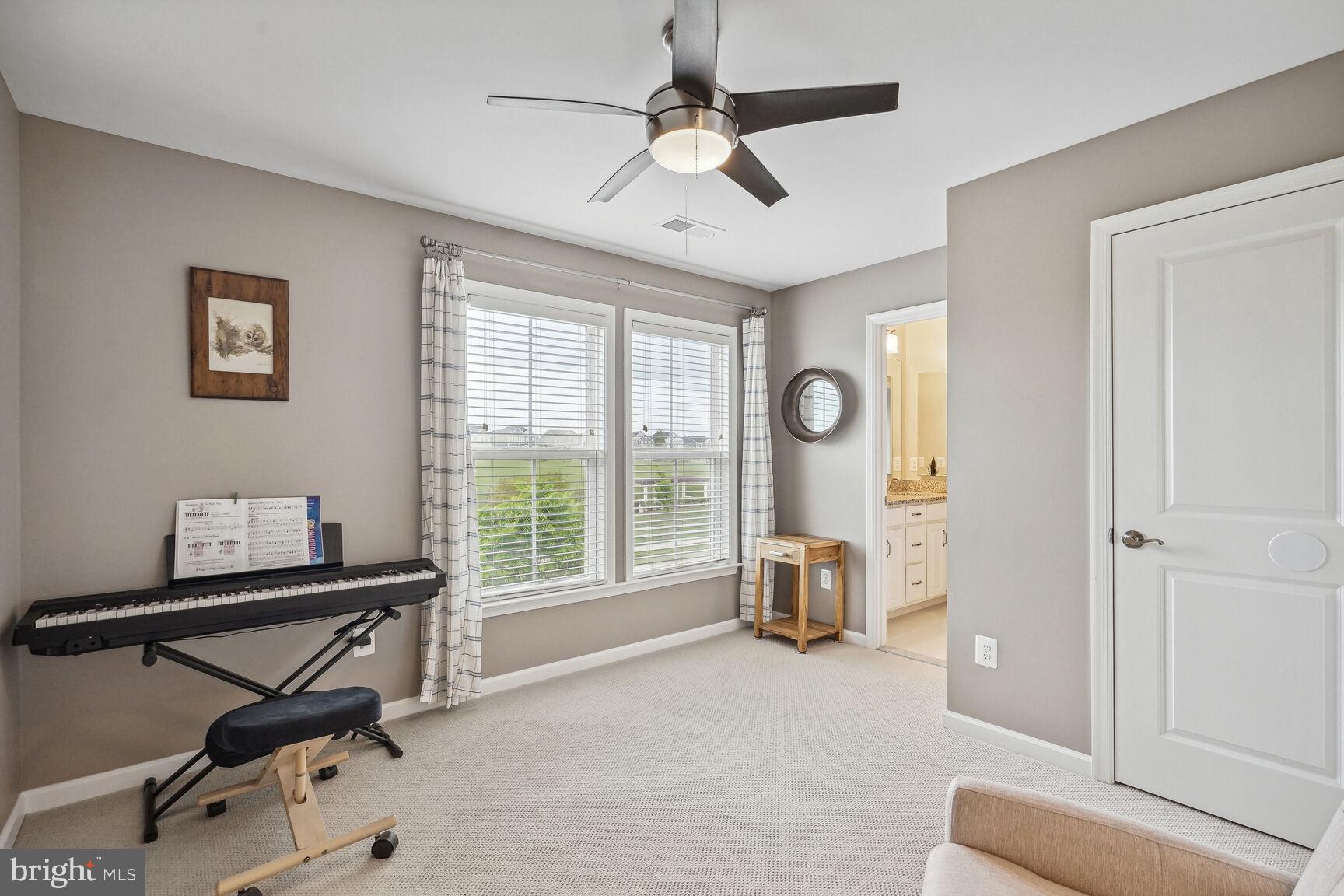 MEADOW BROOK FARM - Residential