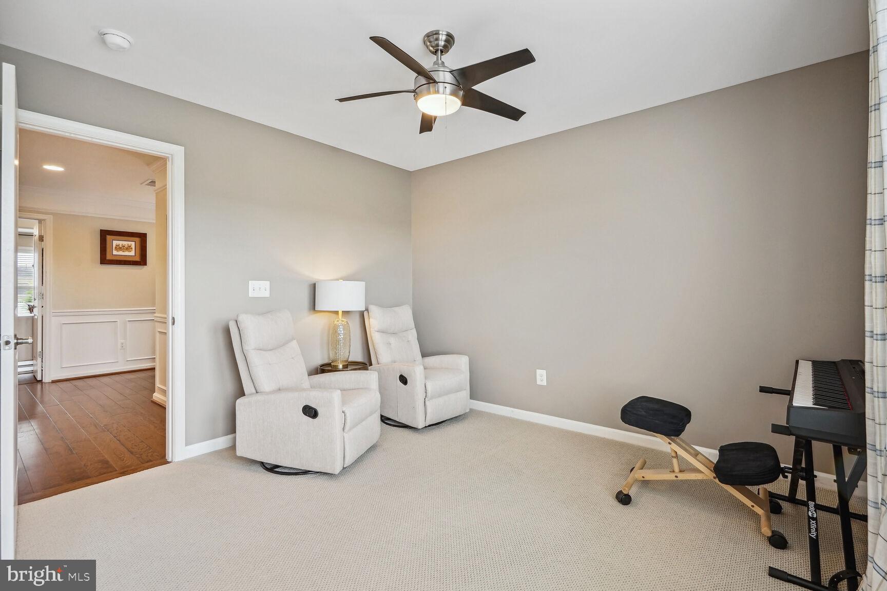 MEADOW BROOK FARM - Residential