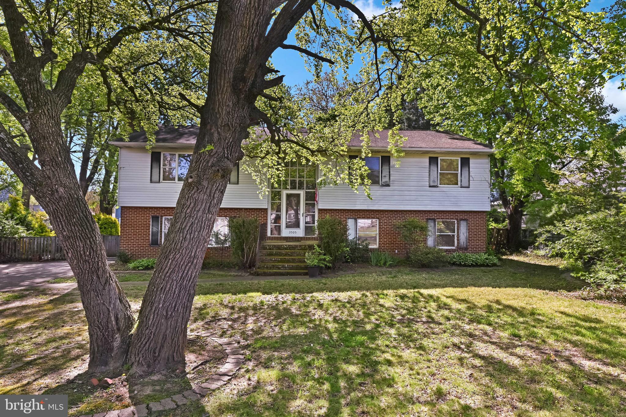 LOCH HAVEN - Residential