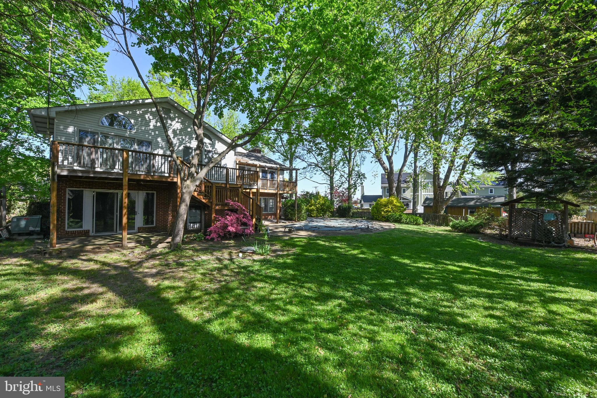 LOCH HAVEN - Residential