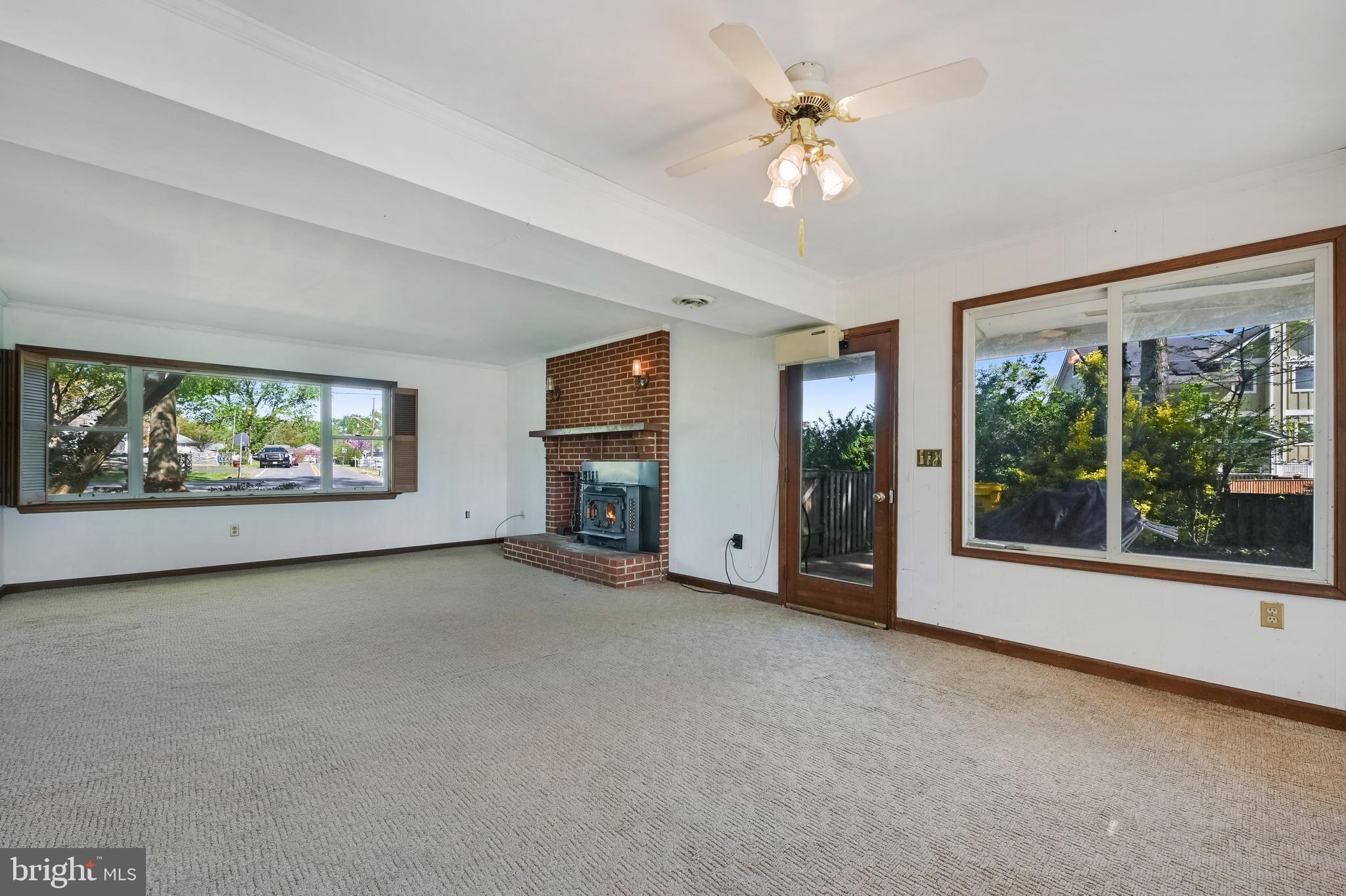 LOCH HAVEN - Residential