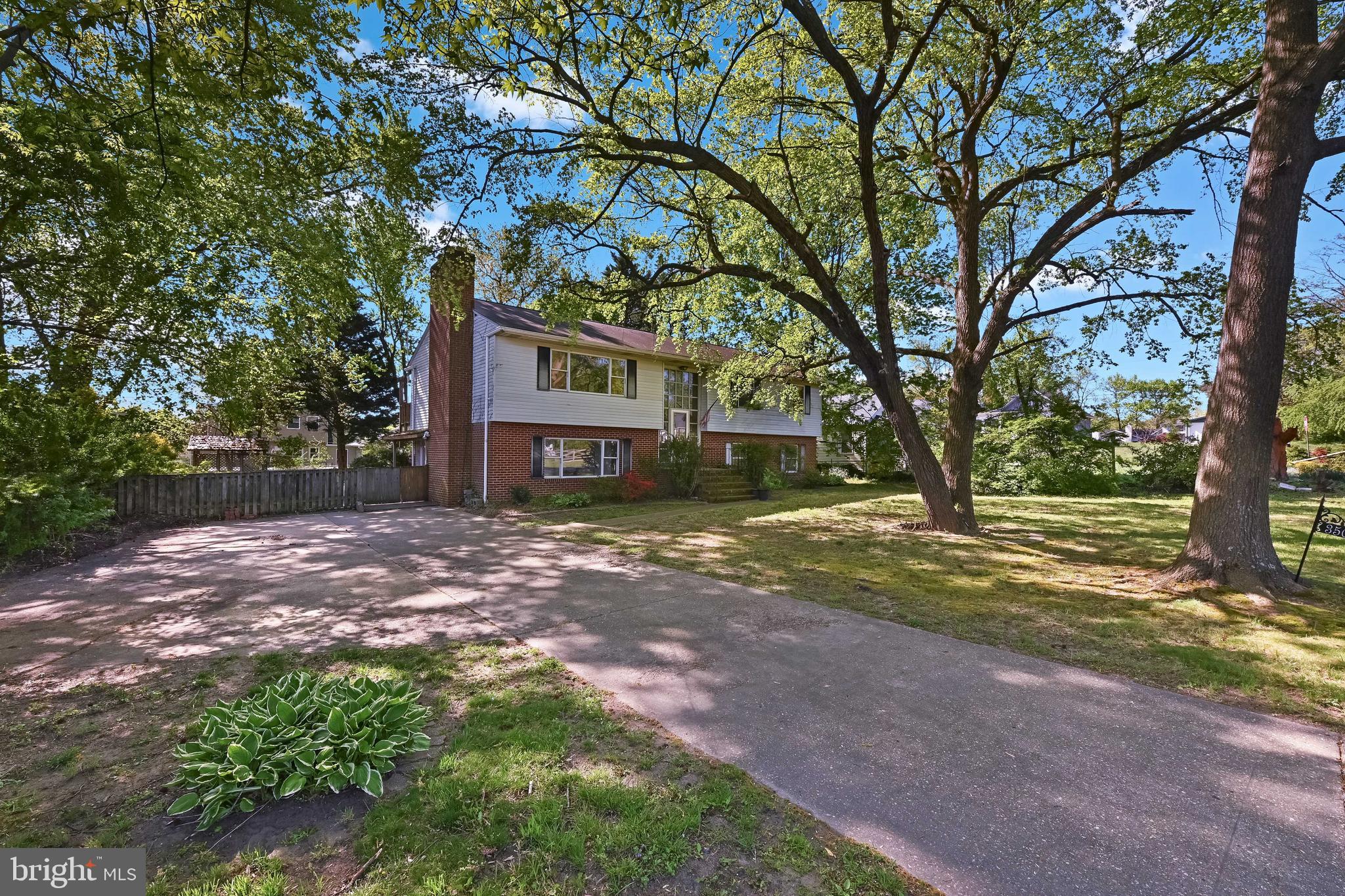 LOCH HAVEN - Residential