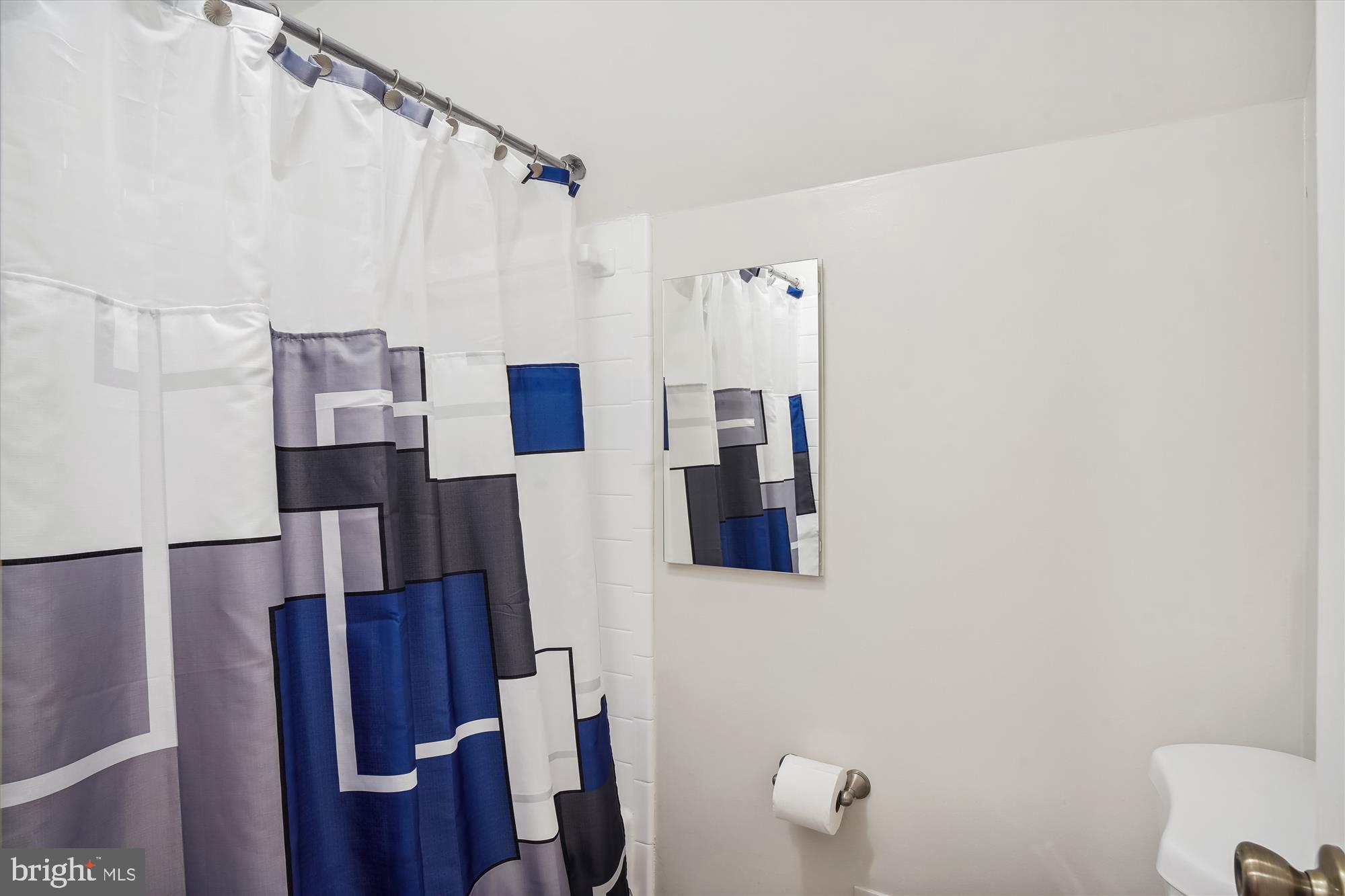 OLD FARM - Residential Lease