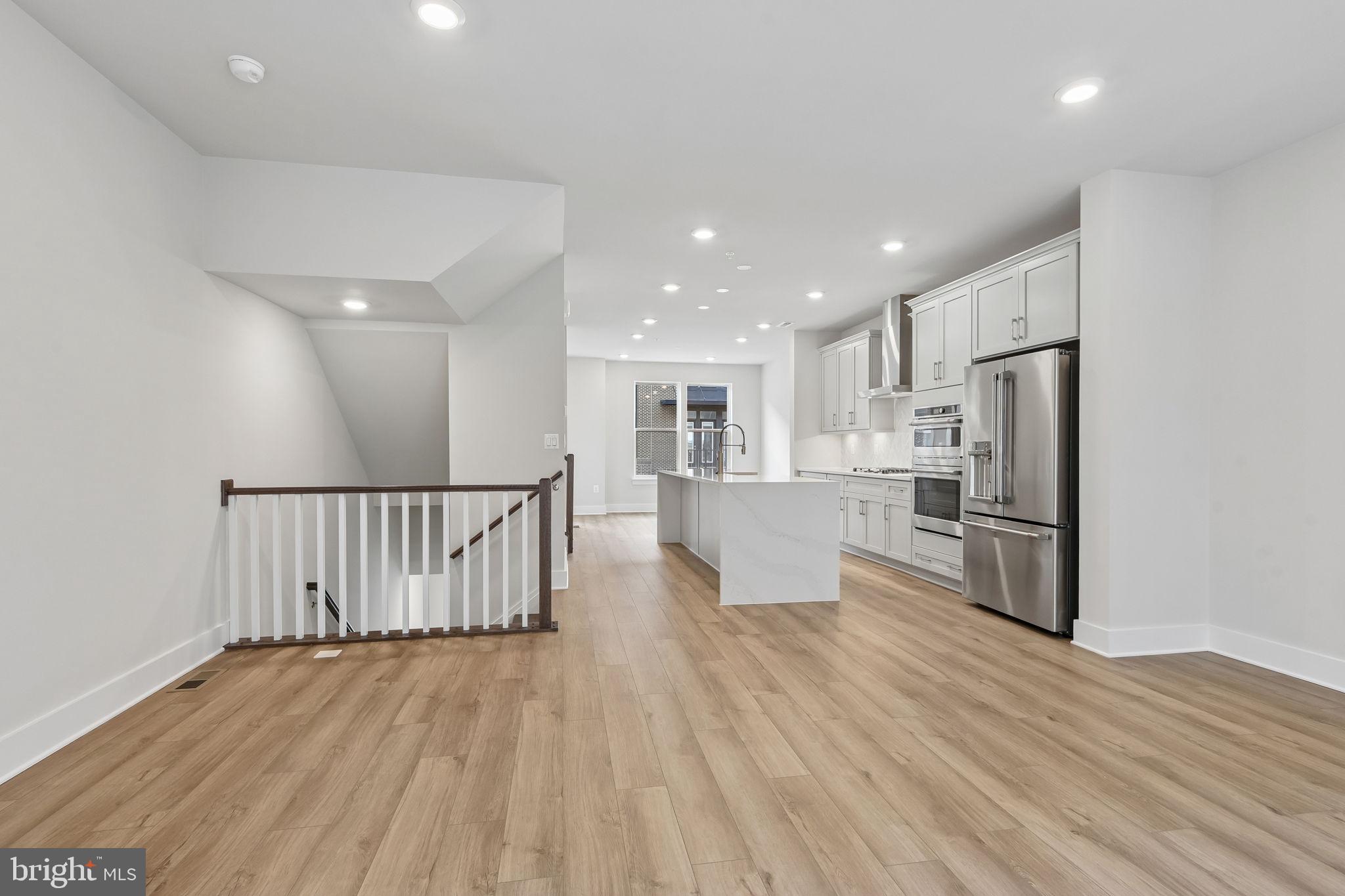 2721 FERRY BAR DRIVE