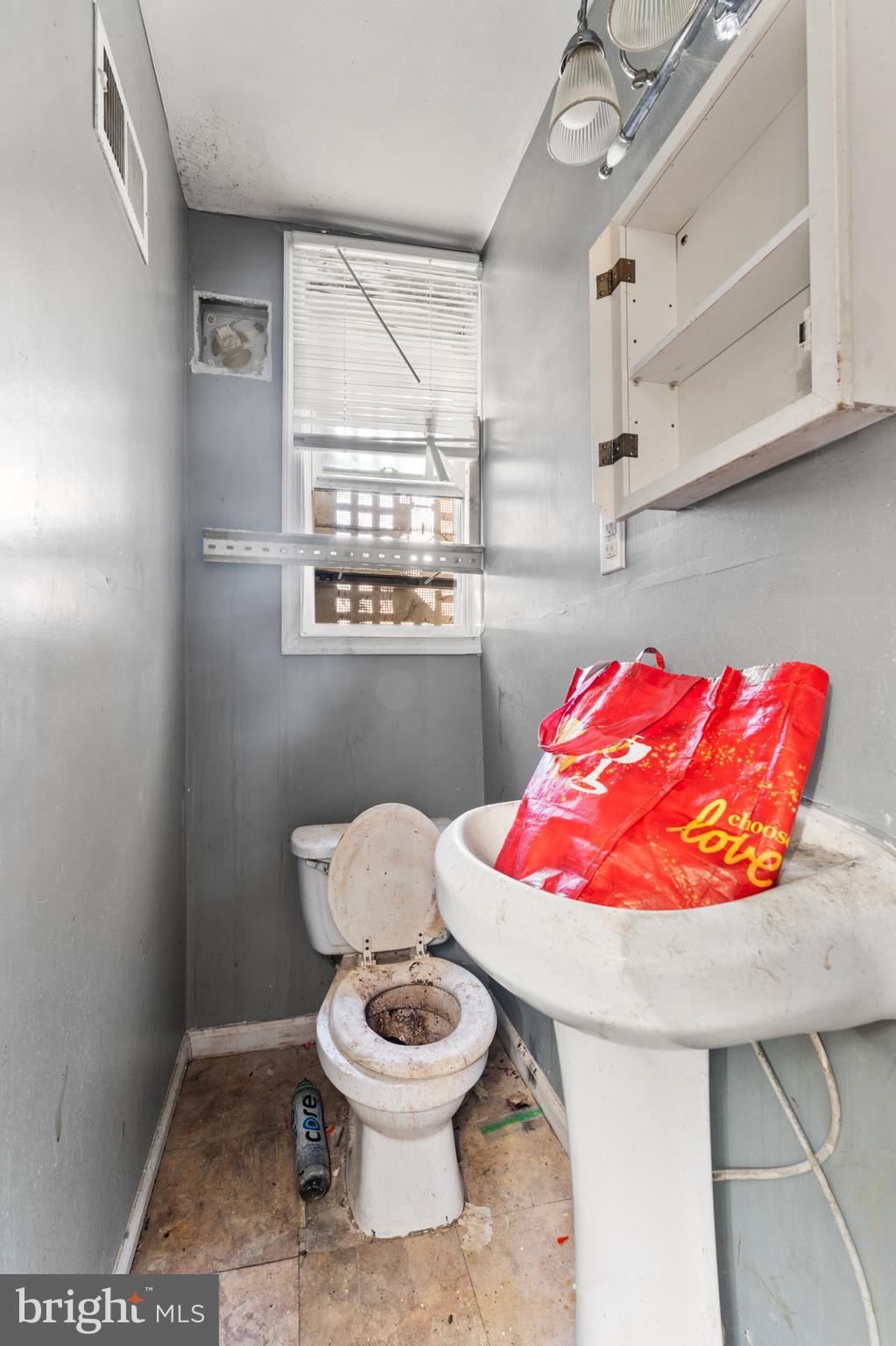 SANDTOWN-WINCHESTER - Residential