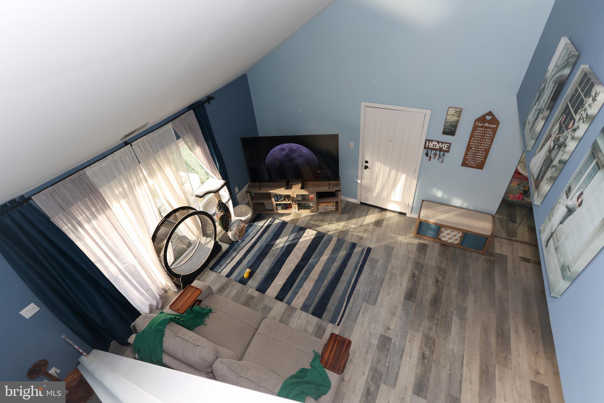 ASHTON-WOODENBRIDGE - Residential