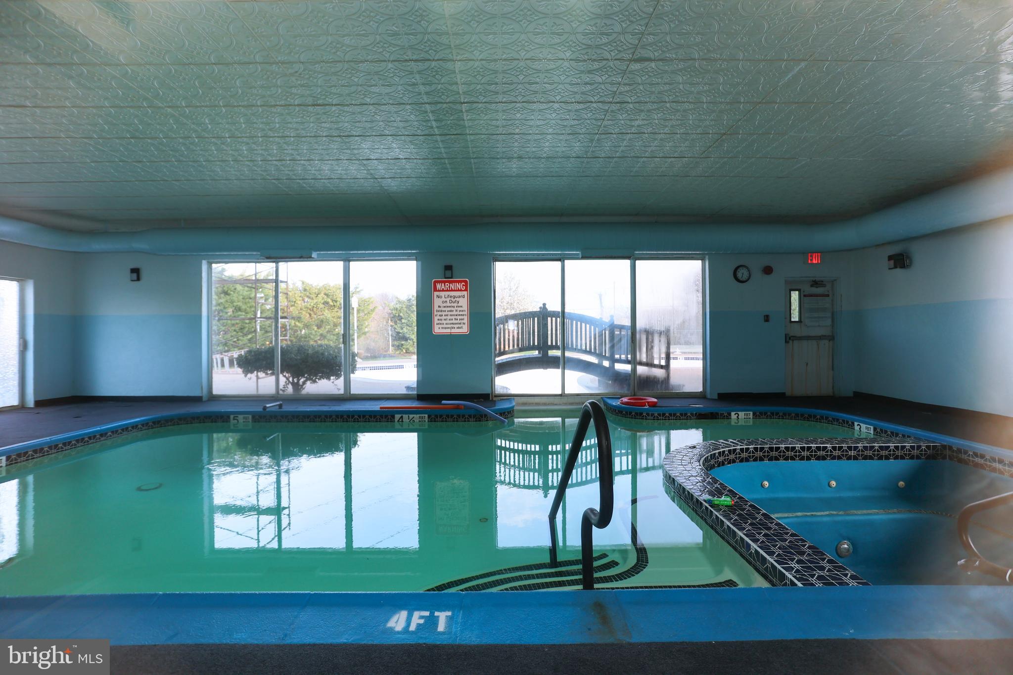 ASHTON-WOODENBRIDGE - Residential