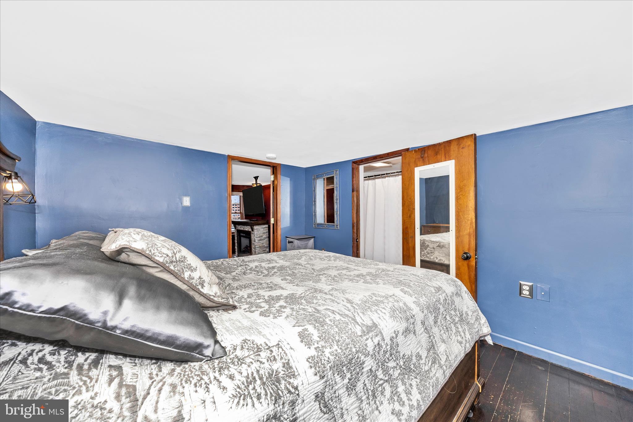 DOWNTOWN FREDERICK - Residential