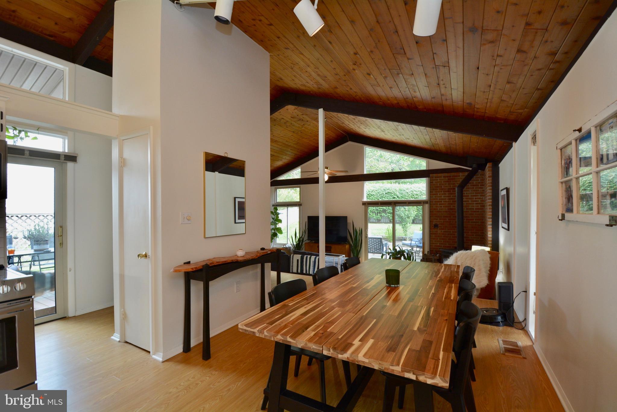 LAKE RIDGE- COLBY - Residential