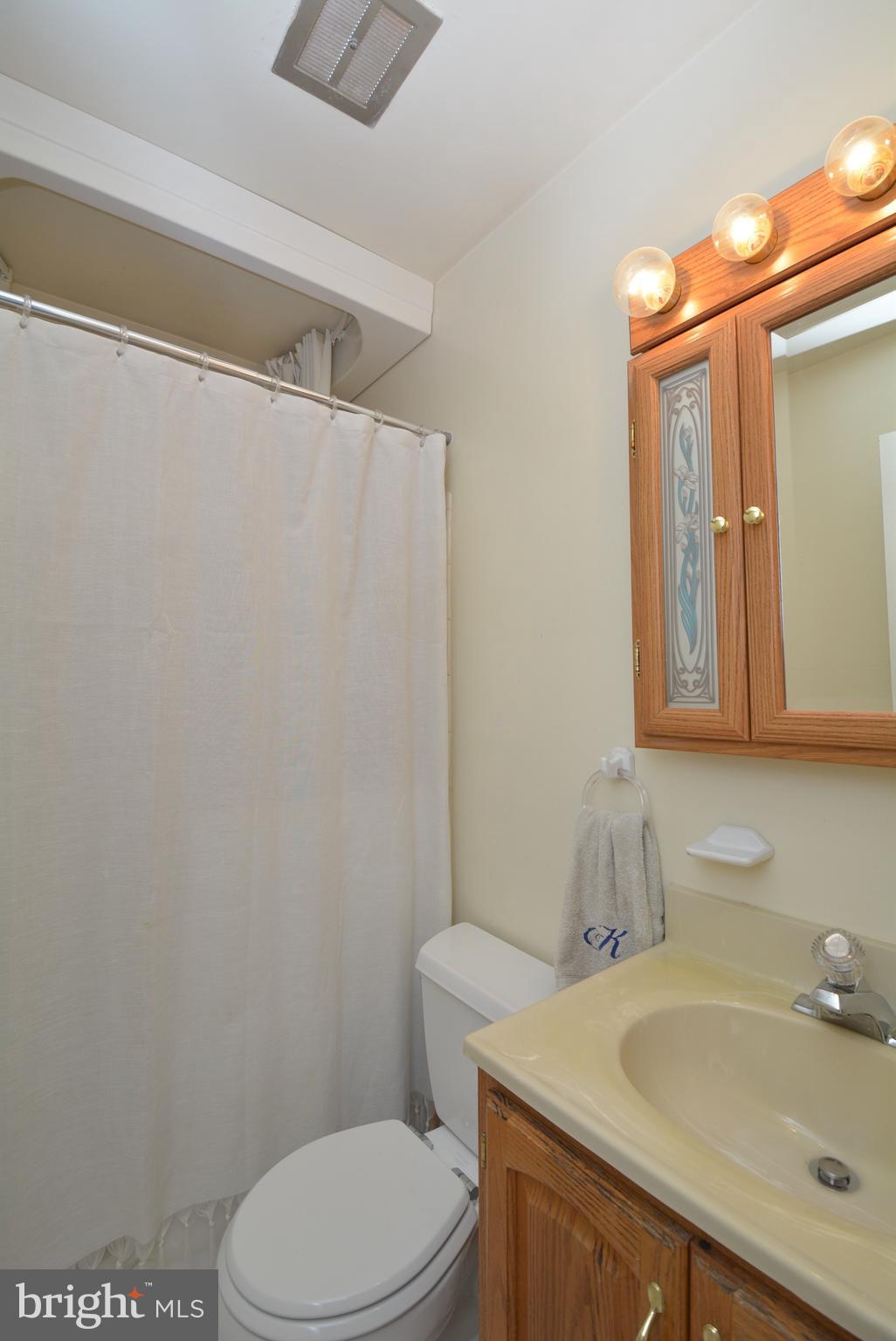 LAKE RIDGE- COLBY - Residential