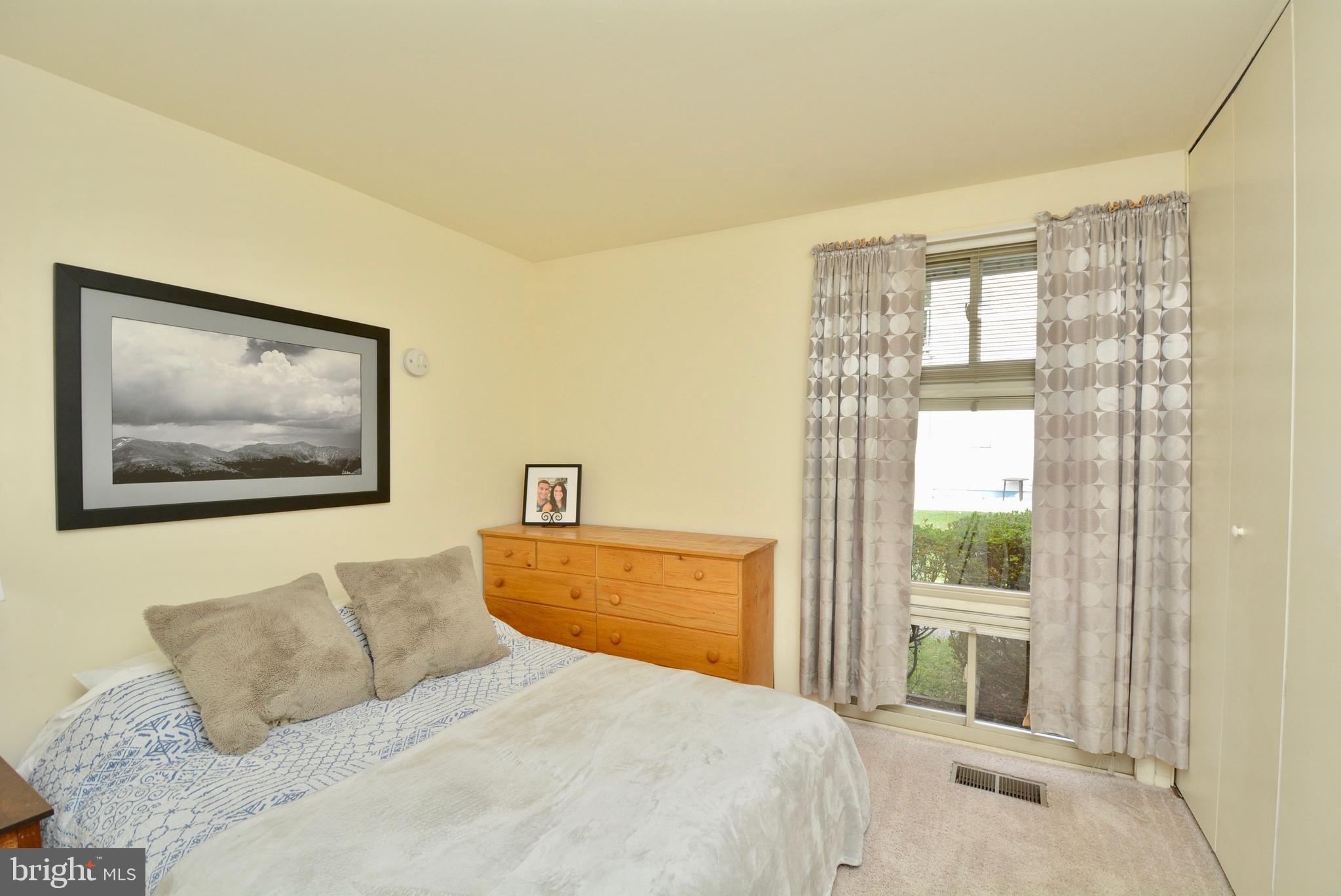 LAKE RIDGE- COLBY - Residential