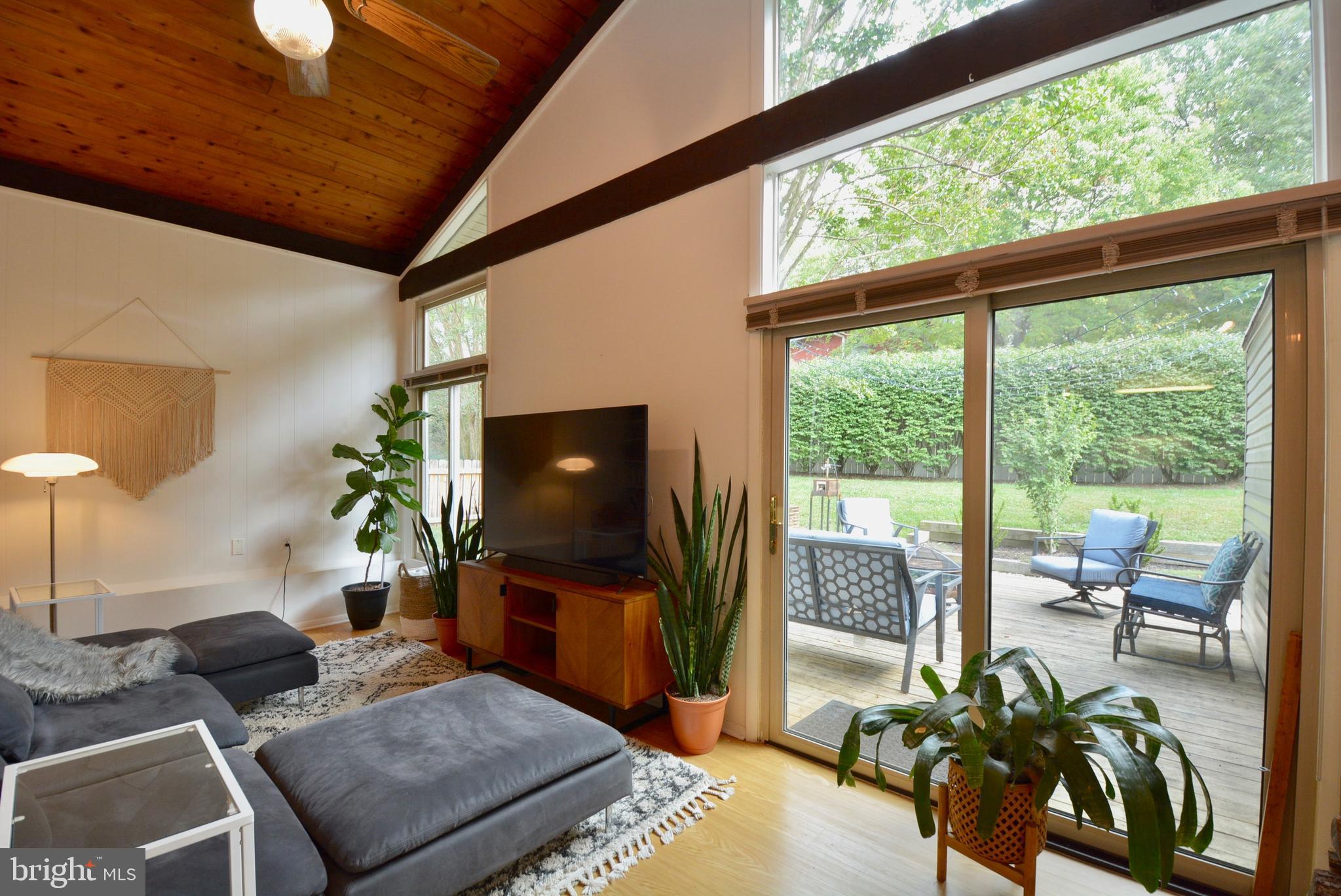 LAKE RIDGE- COLBY - Residential