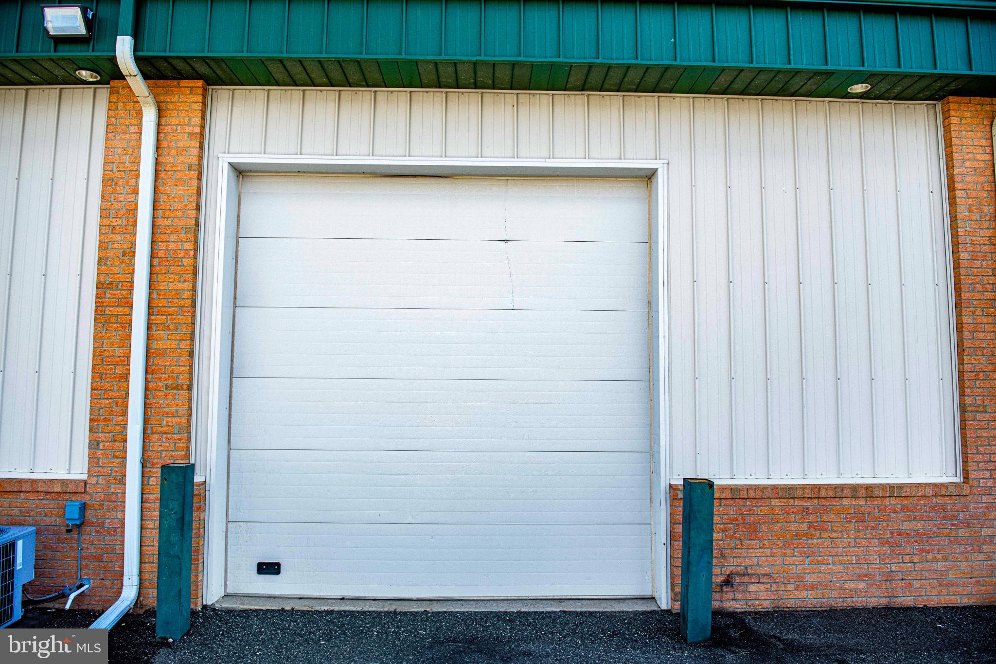 NONE AVAILABLE - Commercial Lease