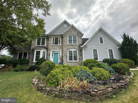 Homes For Sale - 878 Joy Drive Dr<br/> GREENCASTLE, PA 17225
