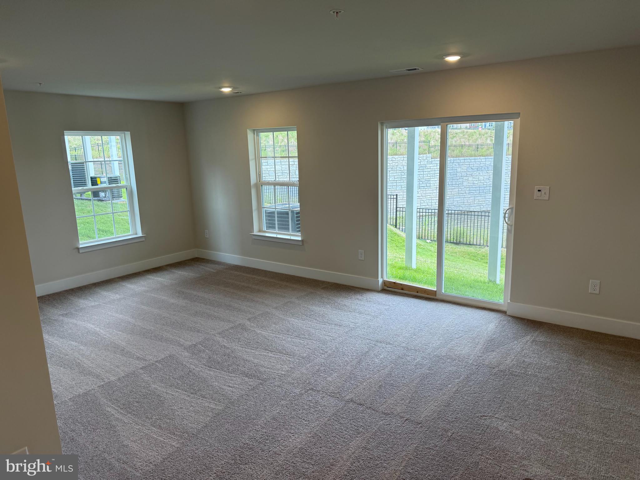 PATAPSCO GLEN - Residential Lease