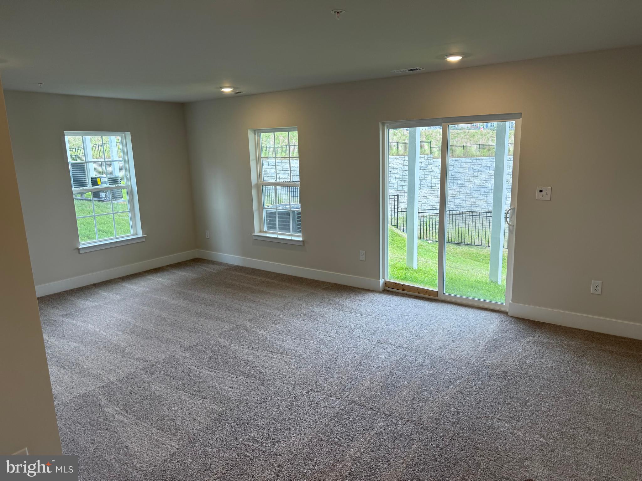 PATAPSCO GLEN - Residential Lease