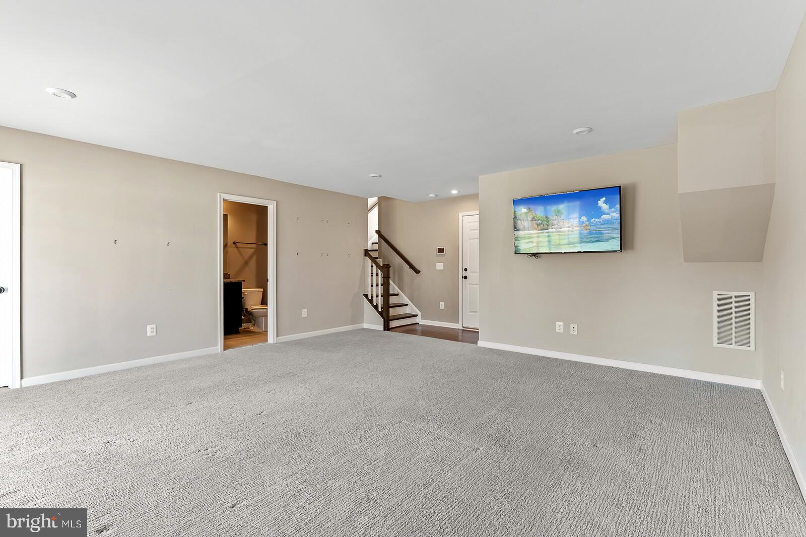 BLACKBURN - Residential Lease