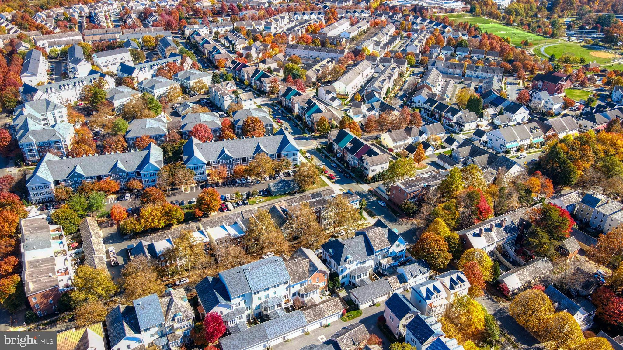 LAKELANDS - Residential Lease