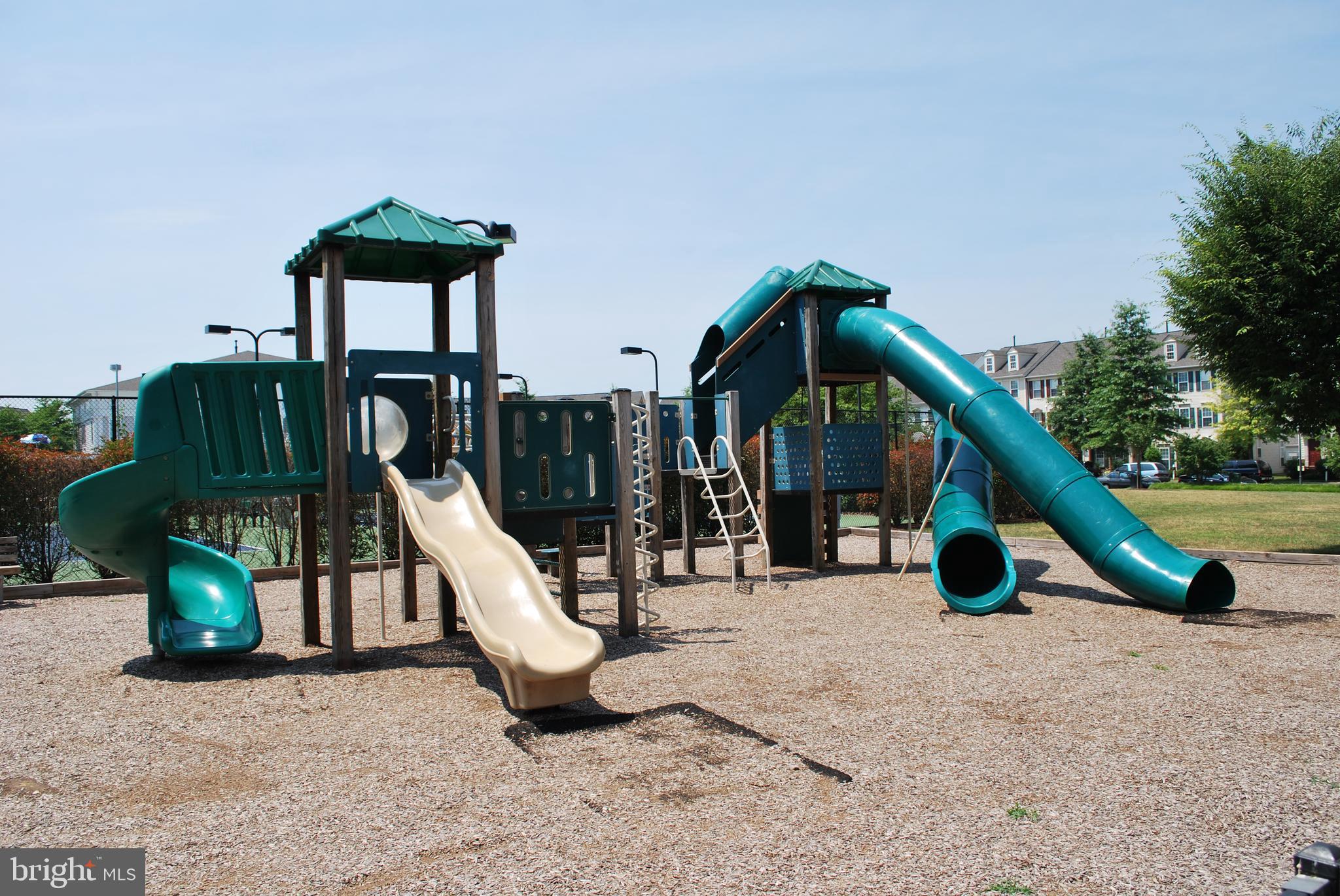 LAKELANDS - Residential Lease