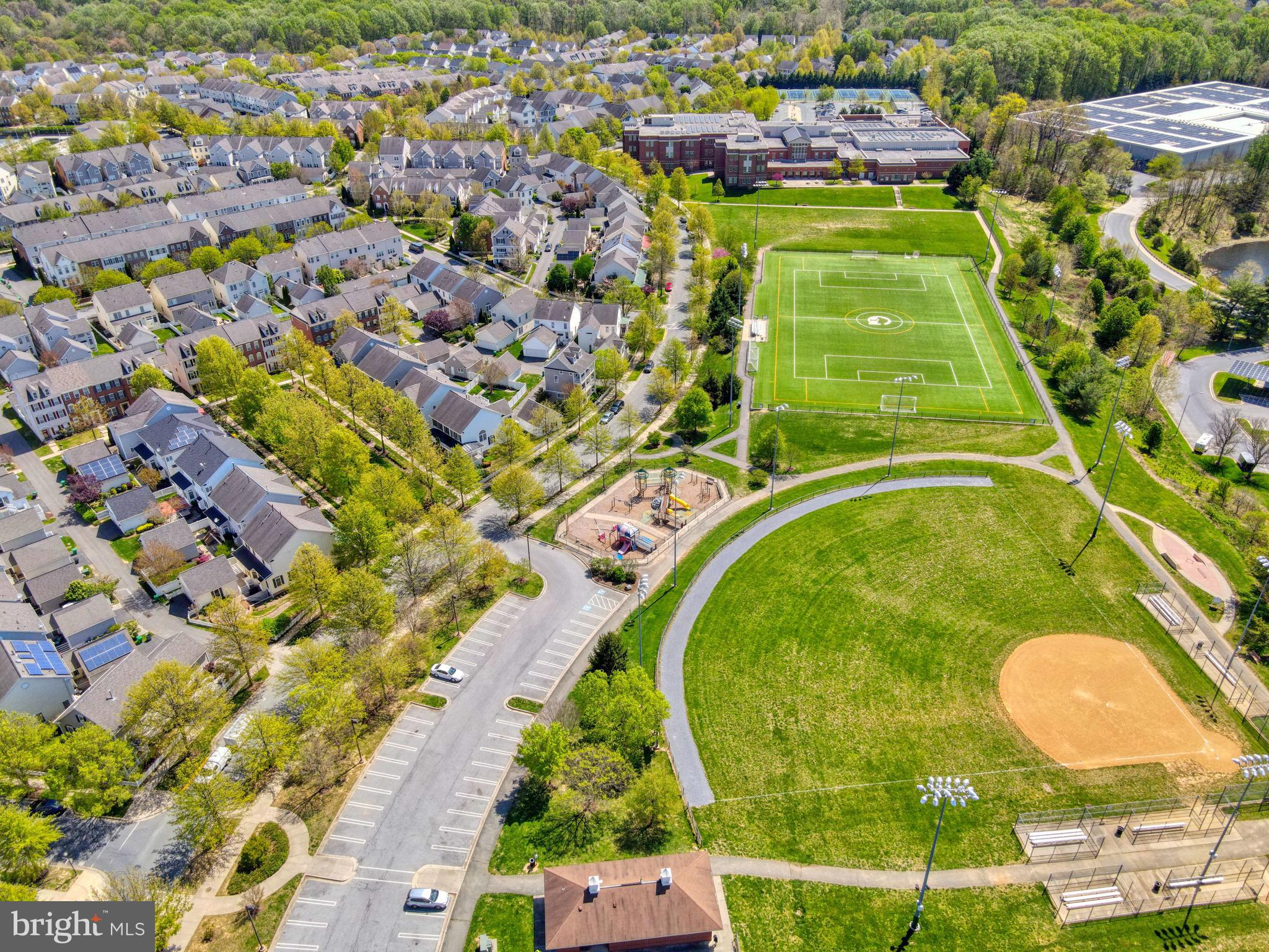 LAKELANDS - Residential Lease