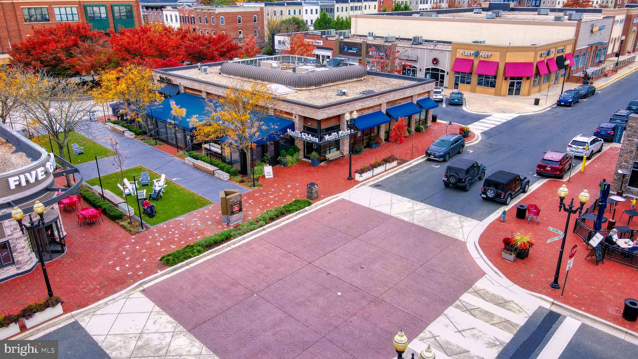 LAKELANDS - Residential Lease