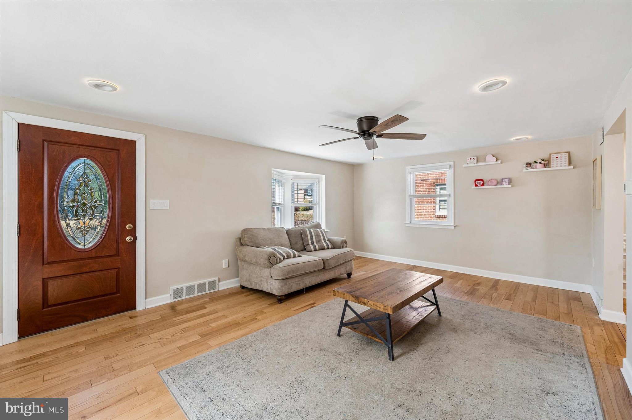 611 GLENFIELD AVENUE