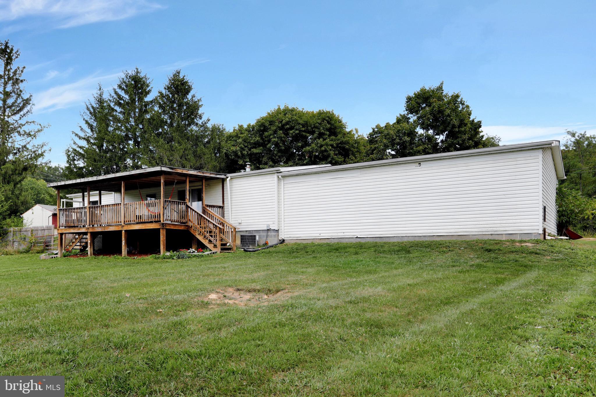 GOLDEN ACRES - Residential