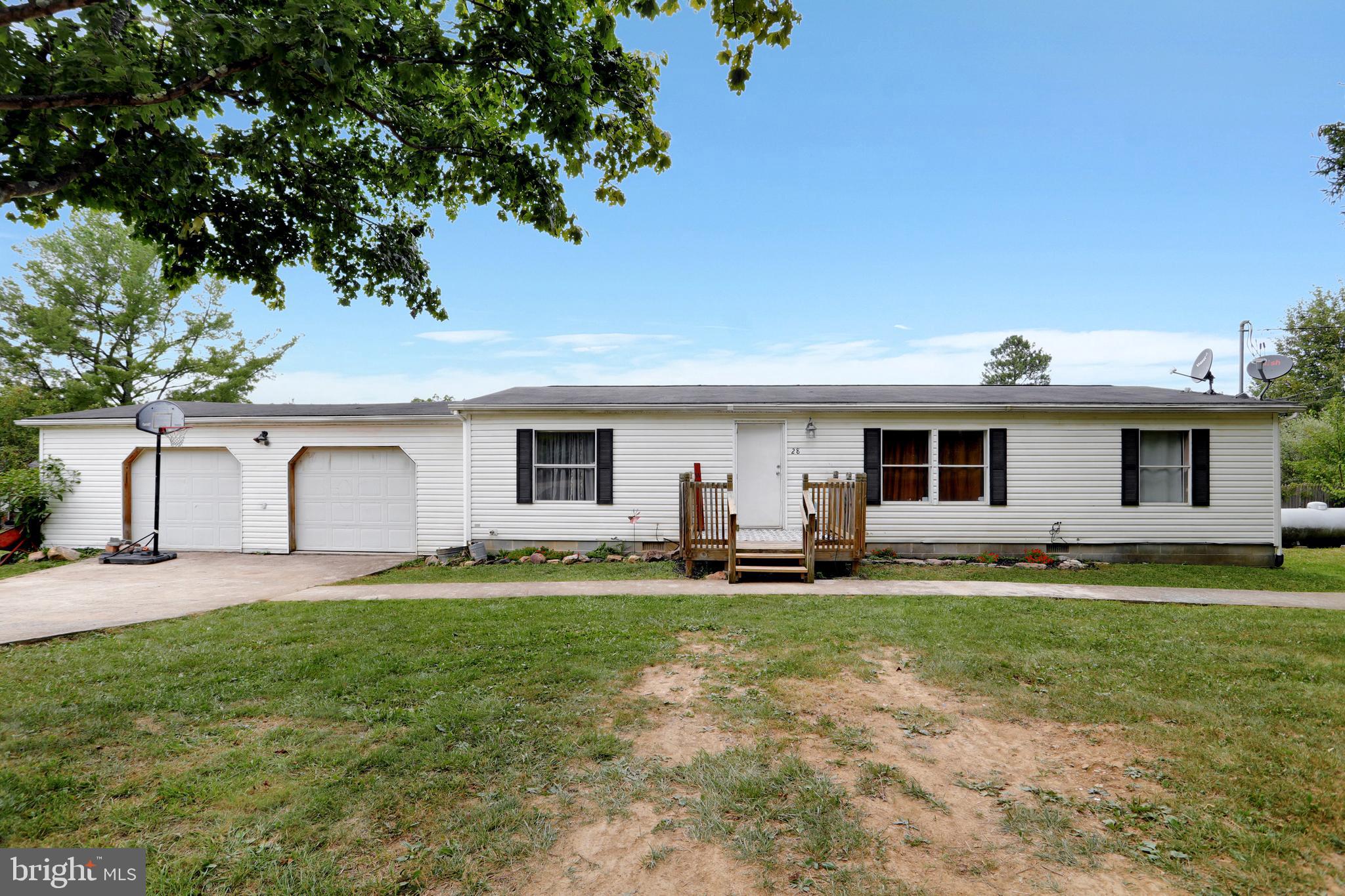 GOLDEN ACRES - Residential