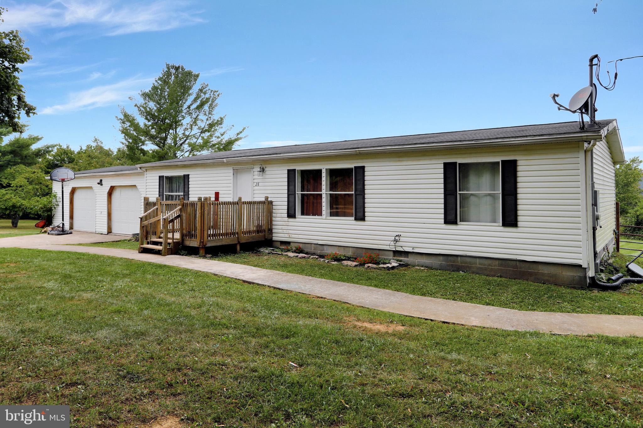 GOLDEN ACRES - Residential