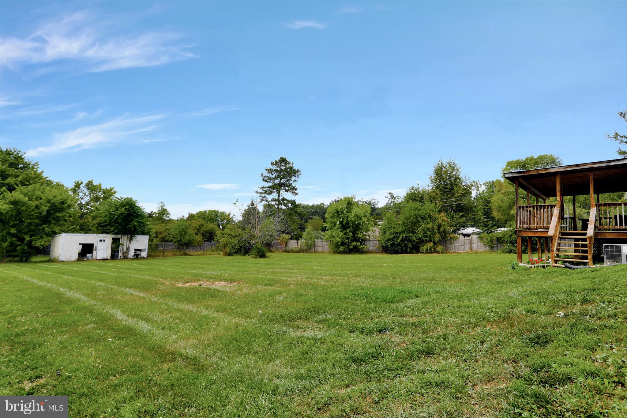 GOLDEN ACRES - Residential