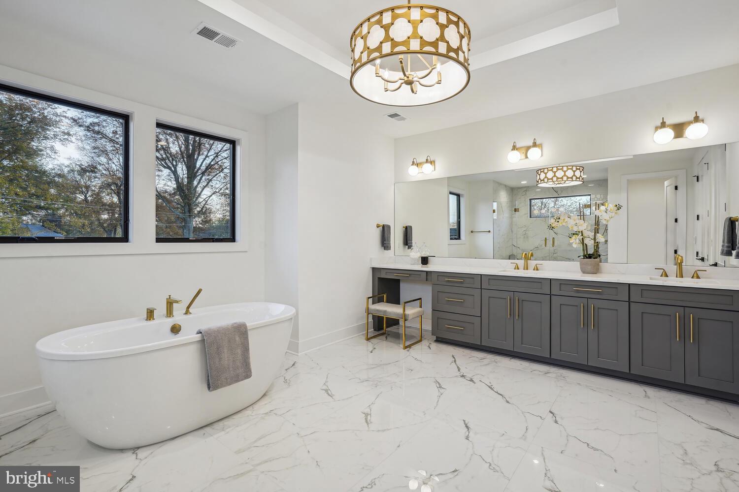 BROYHILLS MCLEAN ESTATES - Residential