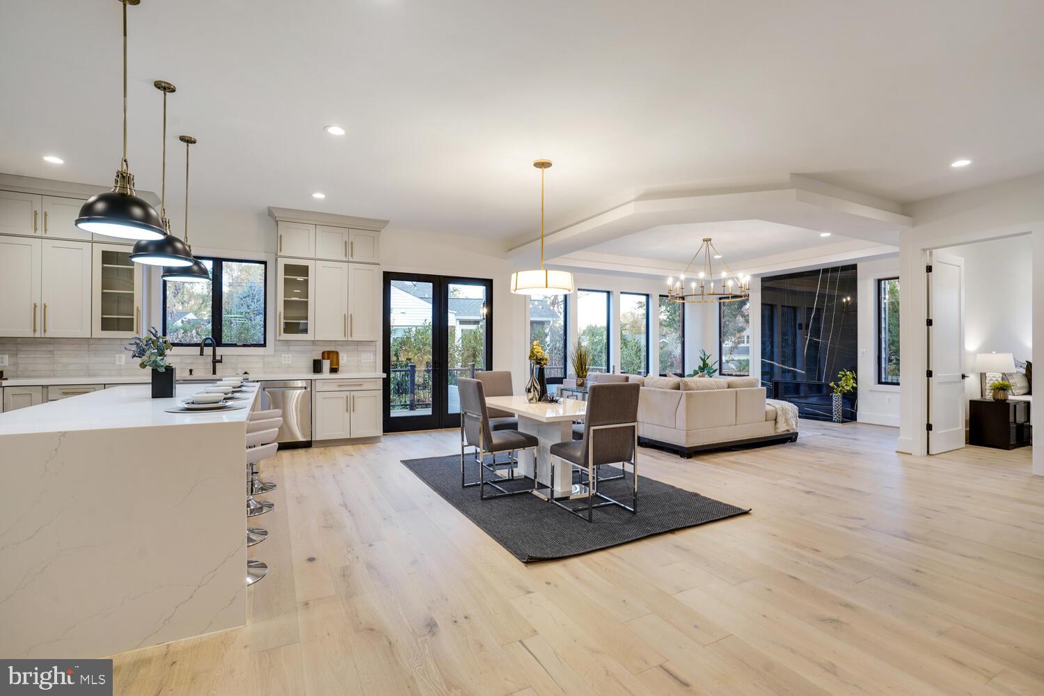 BROYHILLS MCLEAN ESTATES - Residential