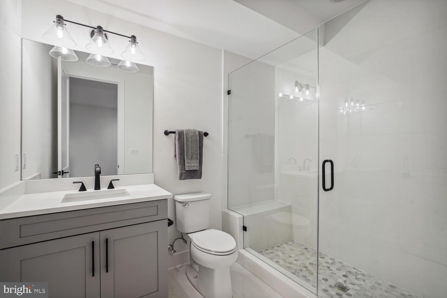 BROYHILLS MCLEAN ESTATES - Residential