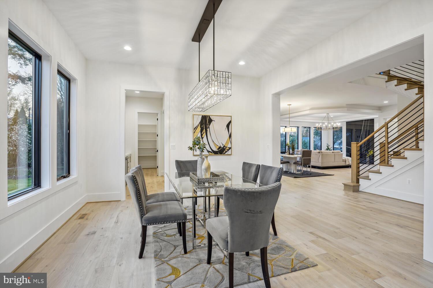 BROYHILLS MCLEAN ESTATES - Residential