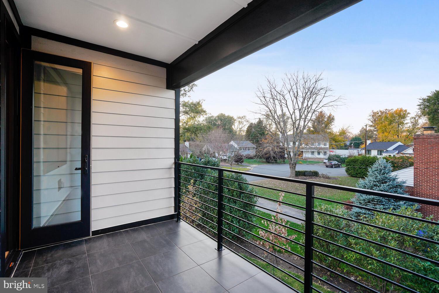 BROYHILLS MCLEAN ESTATES - Residential