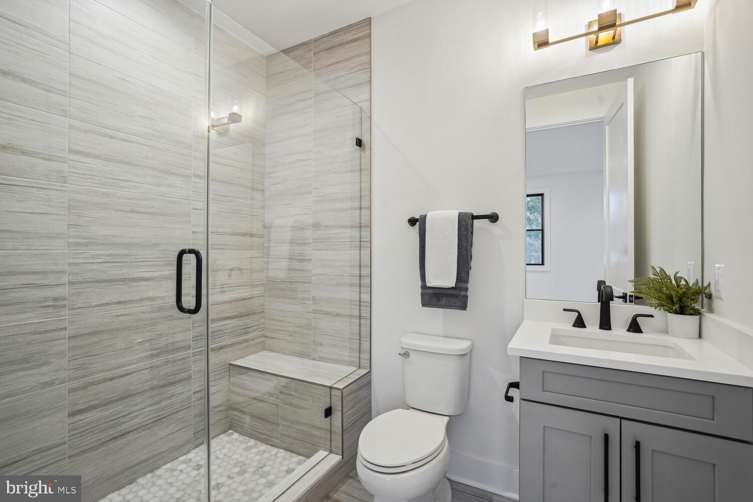 BROYHILLS MCLEAN ESTATES - Residential