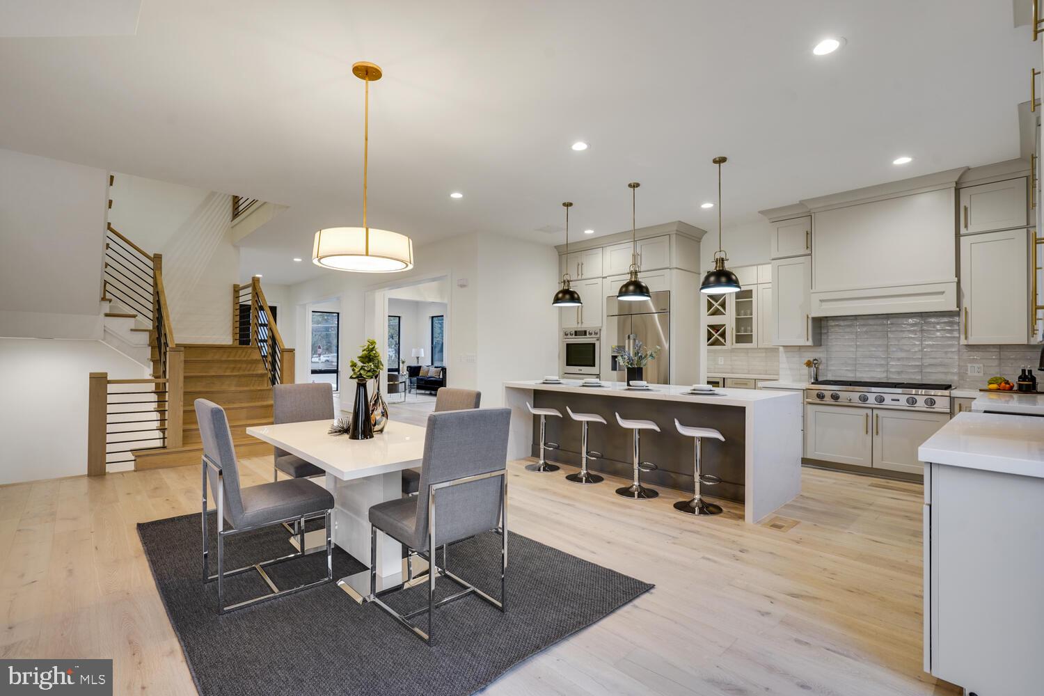 BROYHILLS MCLEAN ESTATES - Residential