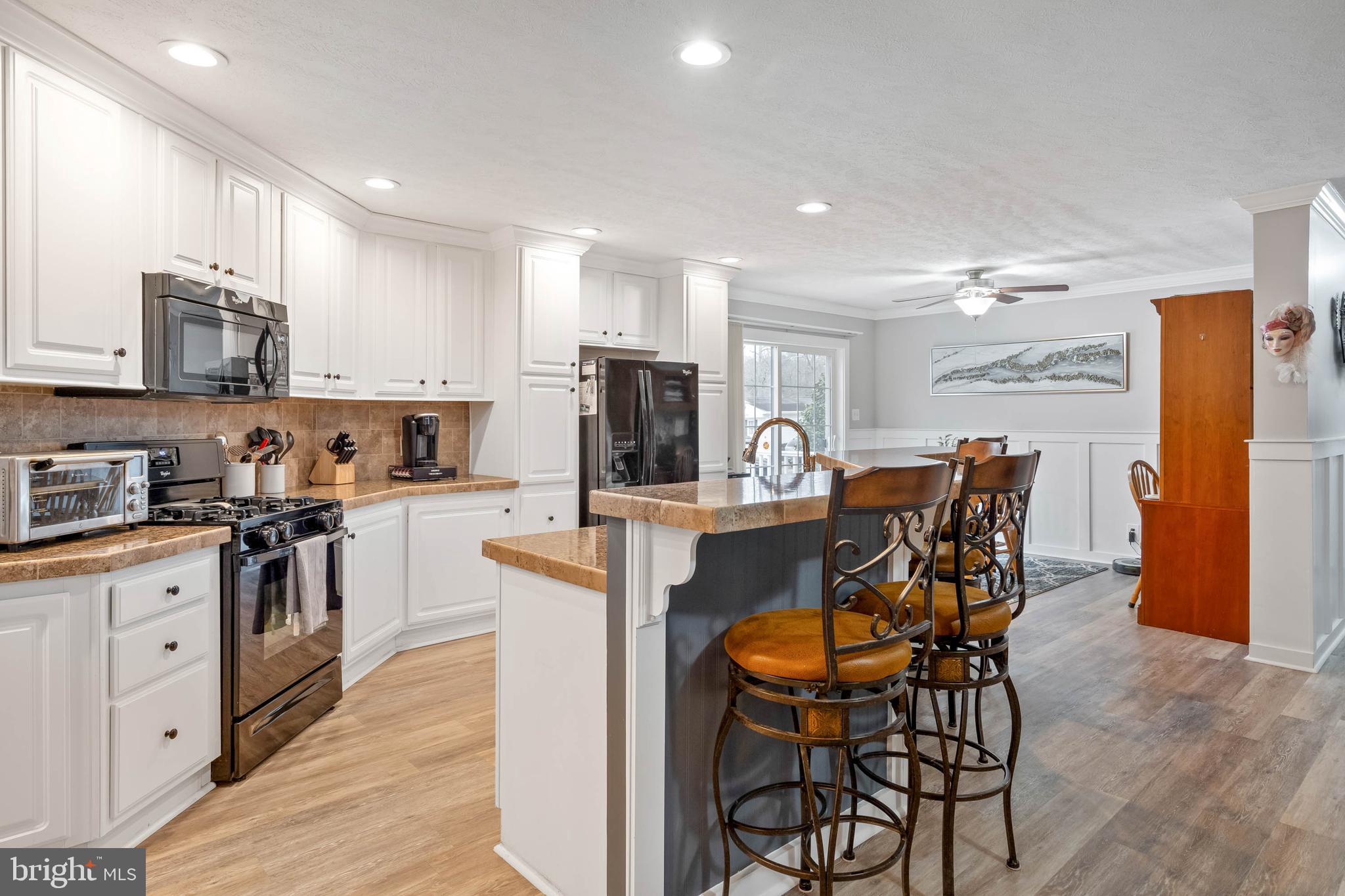 SUN RETREATS REHOBOTH BAY - Residential