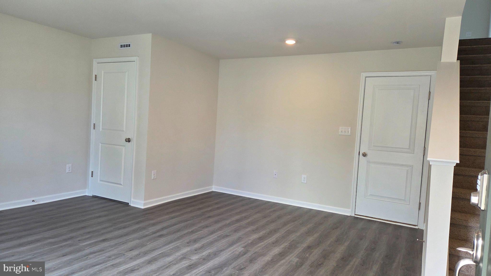 106 SPENCER WAY